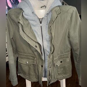 Women’s Cabin Army Green Lined Utility Jacket sz Medium